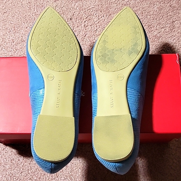 Kelly & Katie Blue Nassie Flats - Picture 5 of 5